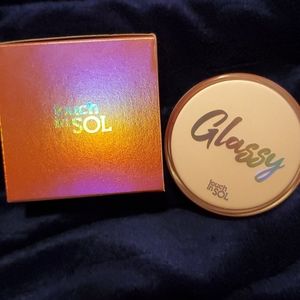 Touch in so Glassy skin balm